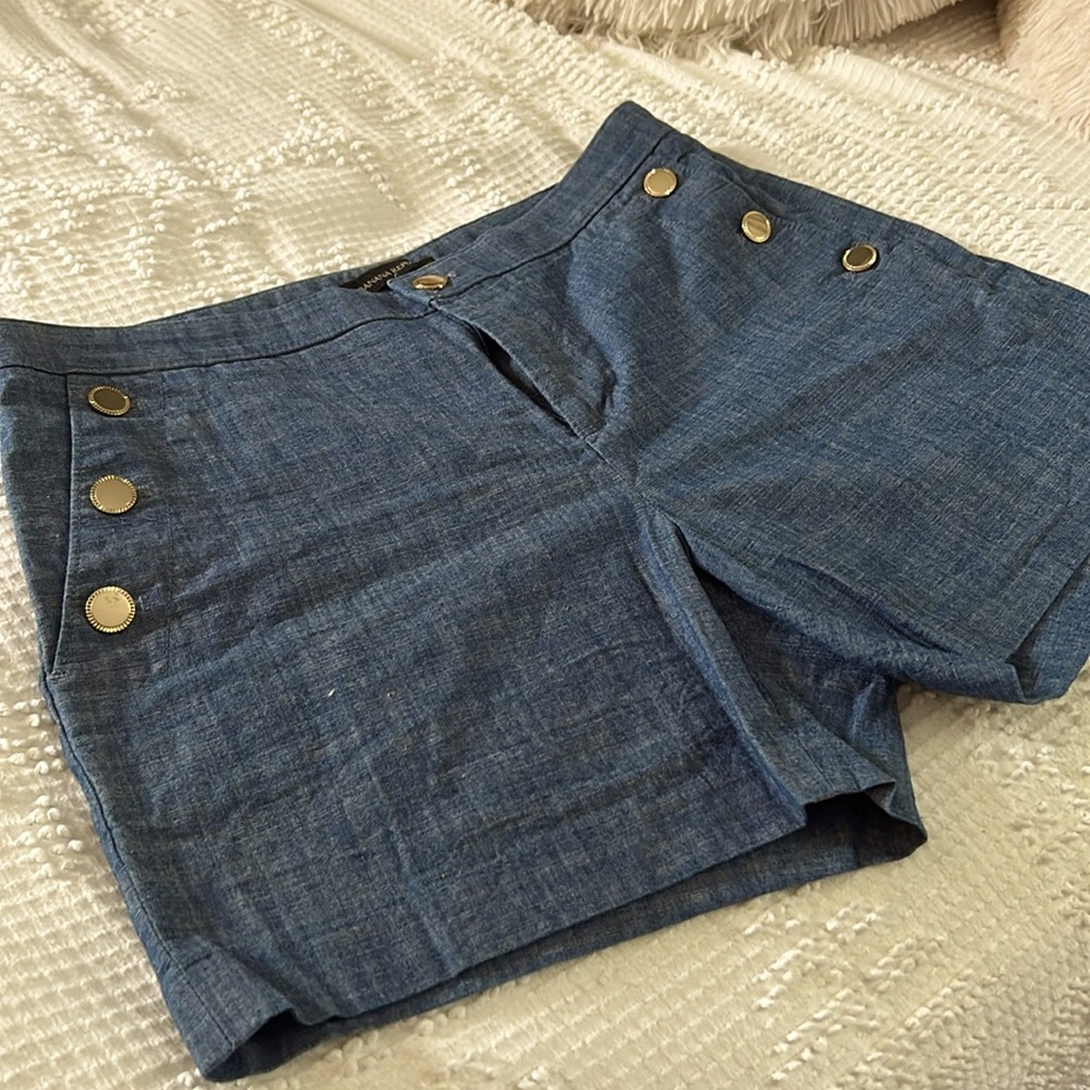 Banana Republic Jean shorts size 6